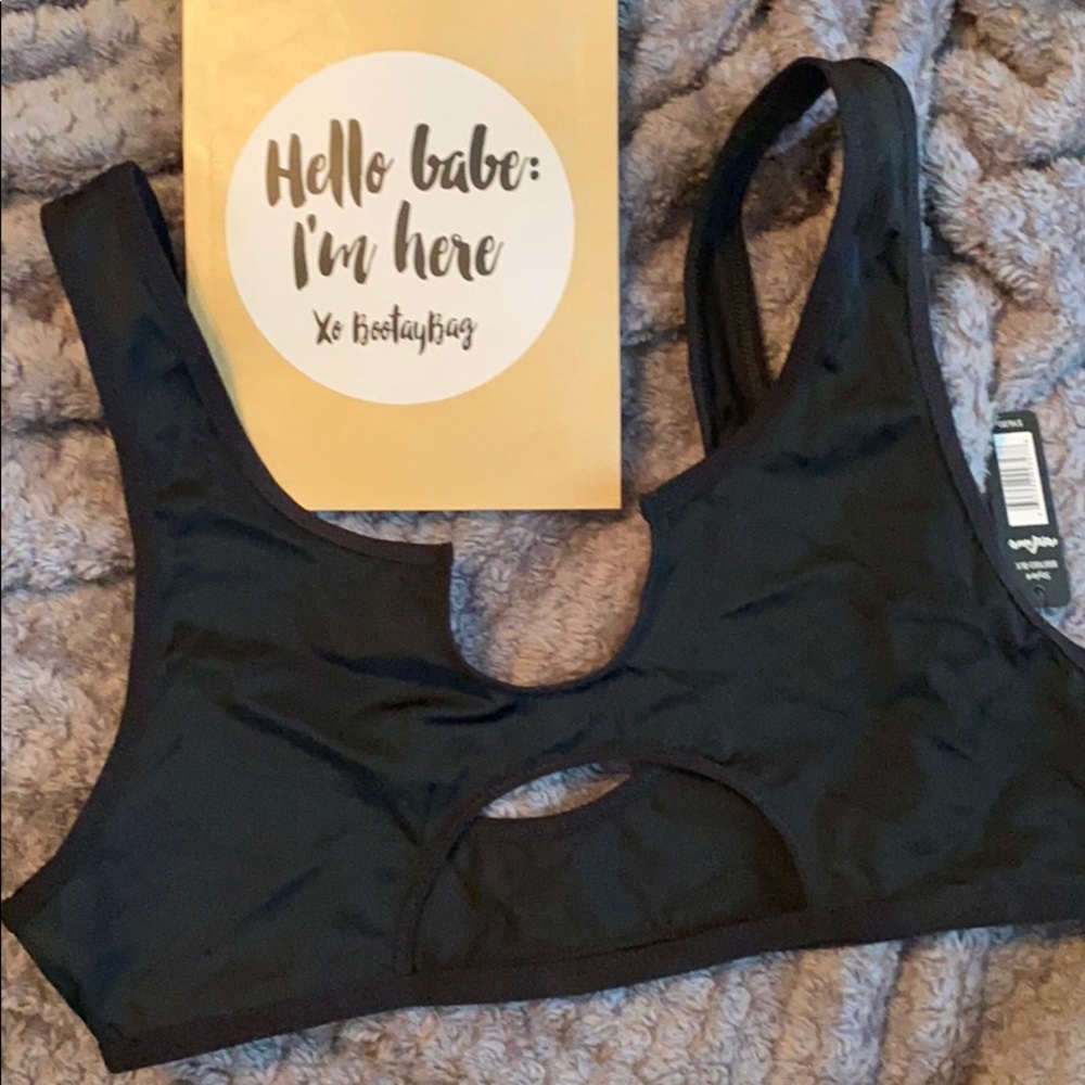 BootayBag The Pull It Off Bralette Black M